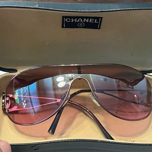 Authentic Channel womens sunglass.